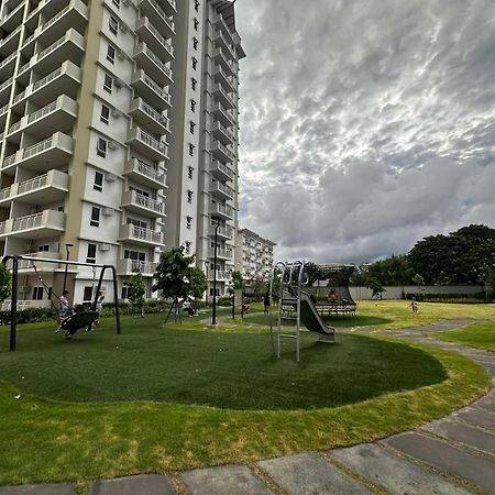 2 Bedroom Condo Unit Near Sm Bf & Naia At The Atherton By Dmci With 2 Balcony Paranaque City 外观 照片