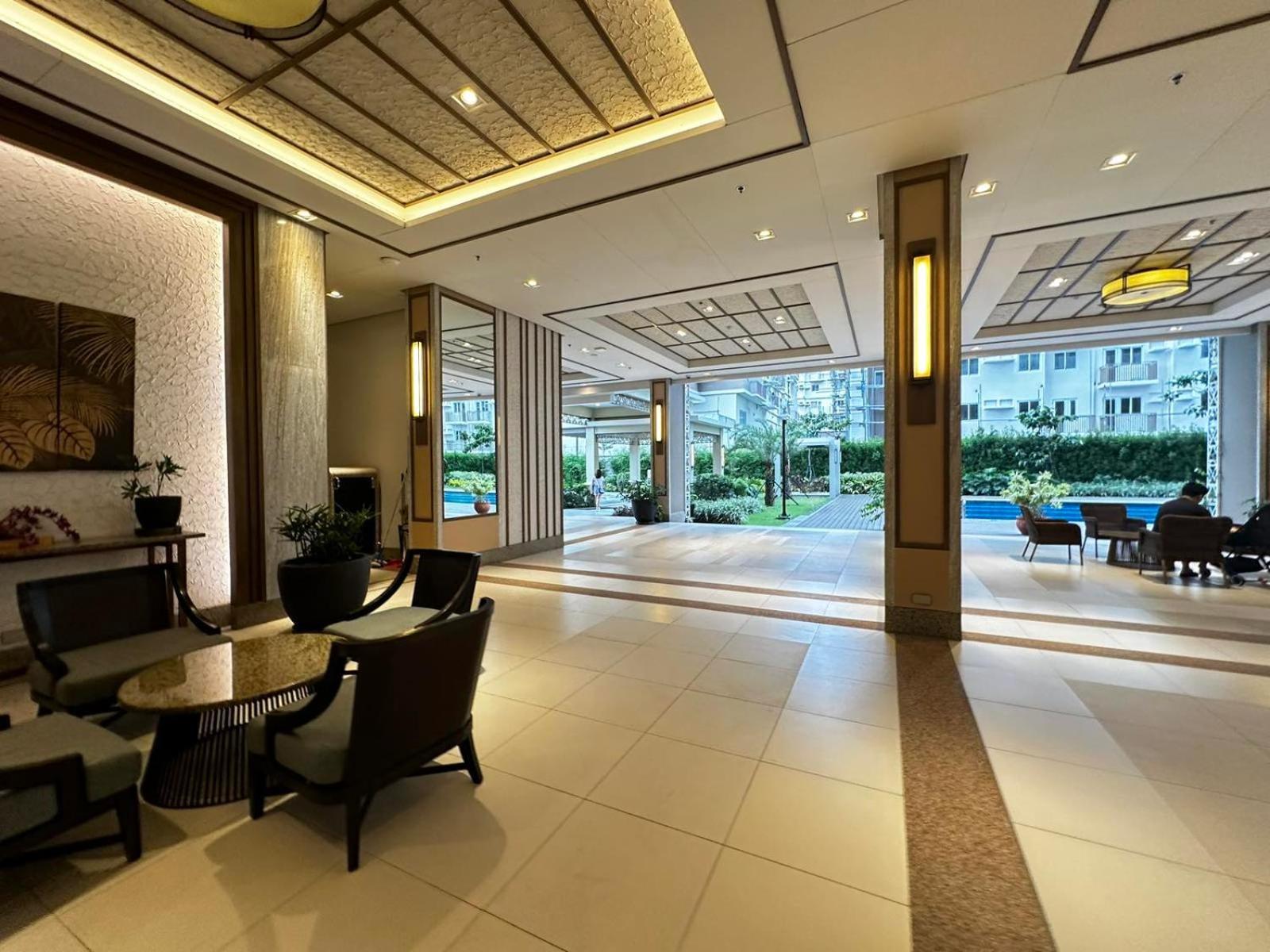 2 Bedroom Condo Unit Near Sm Bf & Naia At The Atherton By Dmci With 2 Balcony Paranaque City 外观 照片
