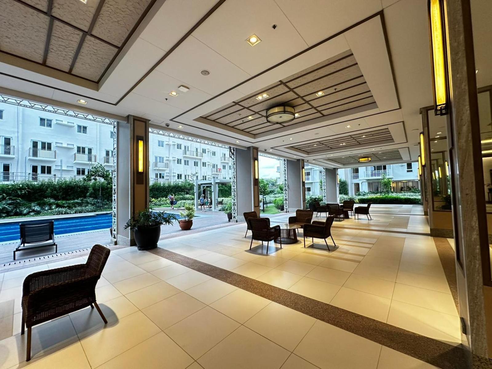 2 Bedroom Condo Unit Near Sm Bf & Naia At The Atherton By Dmci With 2 Balcony Paranaque City 外观 照片