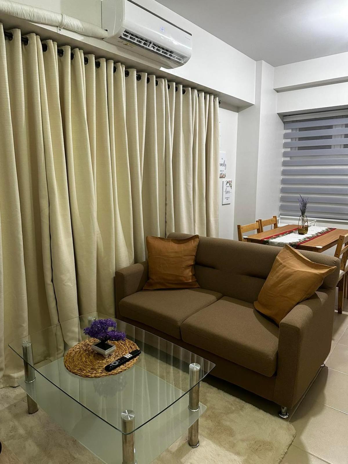 2 Bedroom Condo Unit Near Sm Bf & Naia At The Atherton By Dmci With 2 Balcony Paranaque City 外观 照片